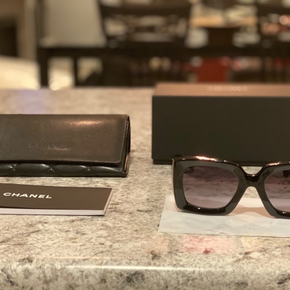 Authentic Chanel CH5435 black gold, grey gradient lens - Picture 3 of 7